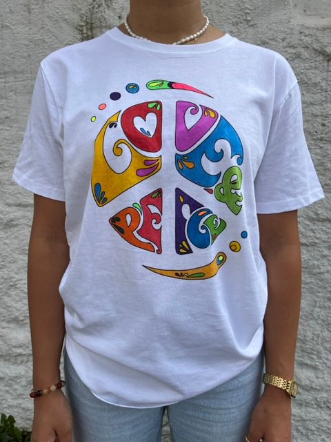 "love + peace" - Ausmal-T-Shirt